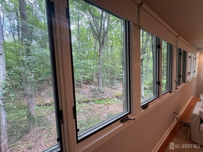 Building Photo - 87 Ridgeview Cir