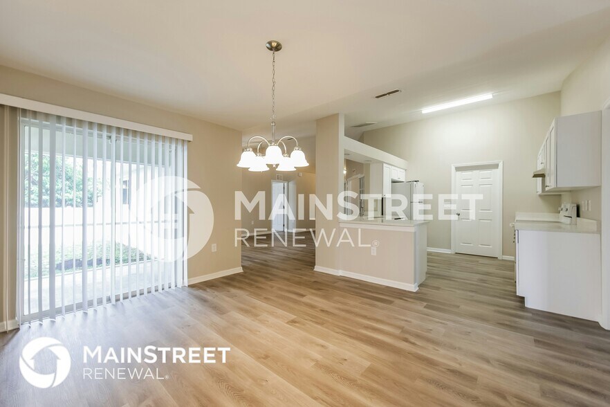 Building Photo - 2708 27th St SW