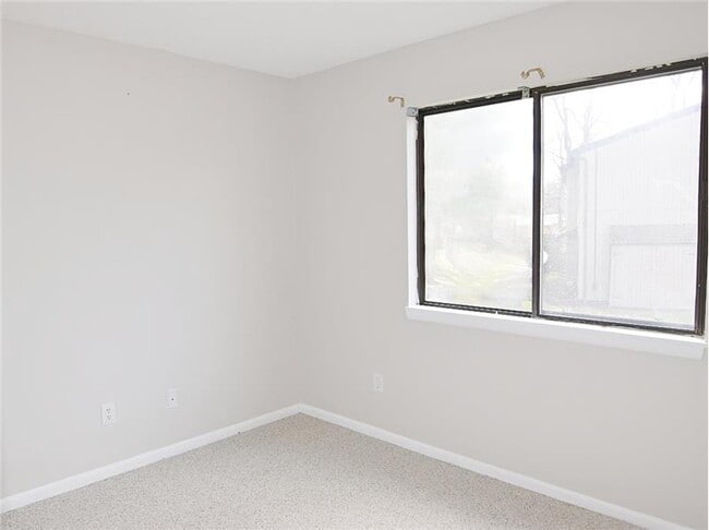 Building Photo - 3502 Fox Ln