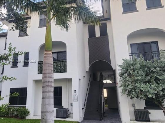 Building Photo - 15650 SW 136th St