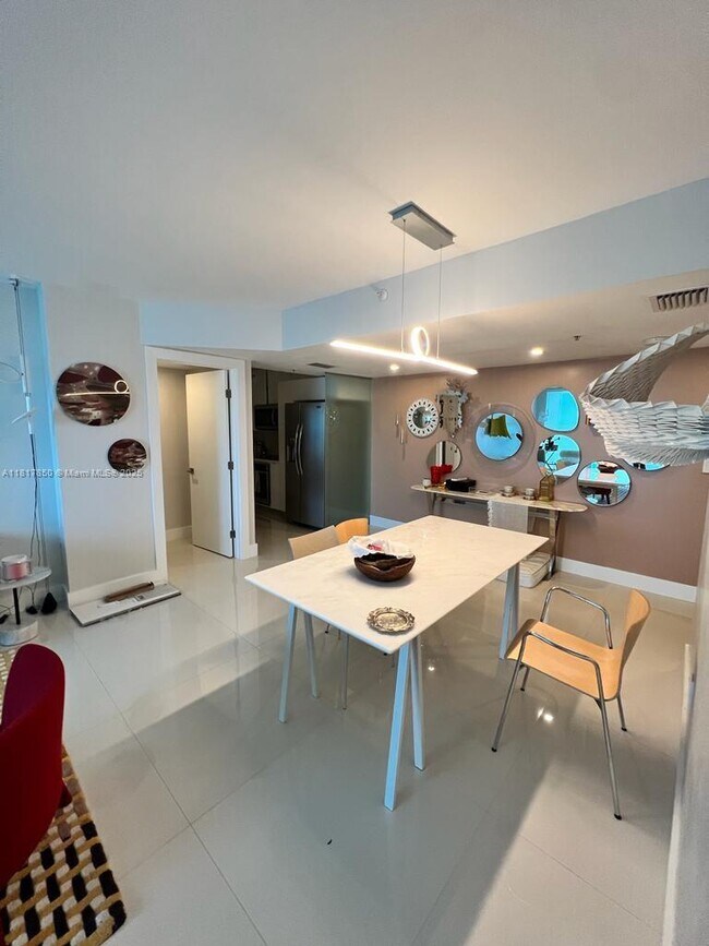 Building Photo - 800 Claughton Island Dr