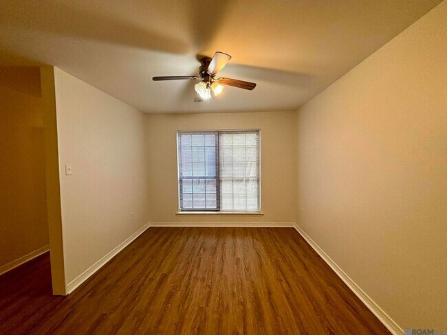 Building Photo - 5416 Heatherstone Dr