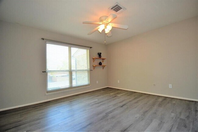 Building Photo - 8801 Hammerly Blvd