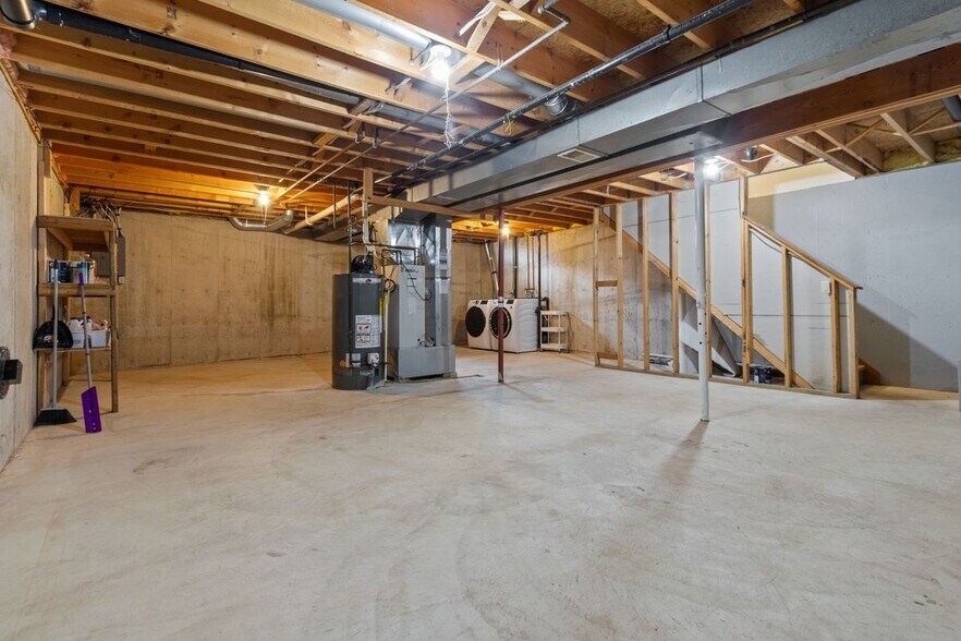 Building Photo - W6155 Aerotech Dr