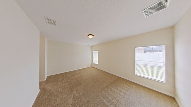 Building Photo - Nice 3/2 in Poinciana