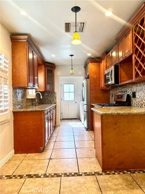 Building Photo - 6517 White Oak Ave