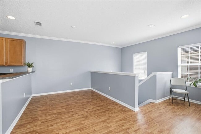 Building Photo - 2 Bed 2 Bath, attached Garage, in Gated Community off Kernan and Atlantic