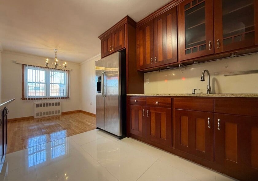 Building Photo - 56-61 219th St