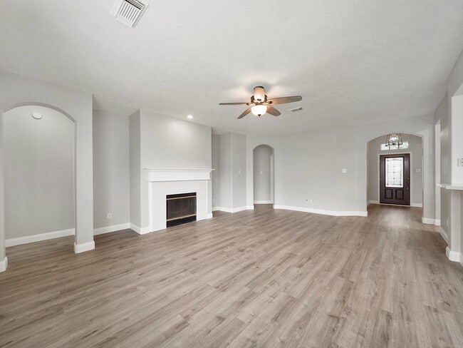 Building Photo - 4414 Casey Cir