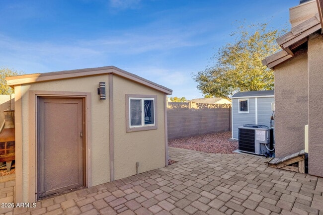 Building Photo - 17424 N 2nd Ave