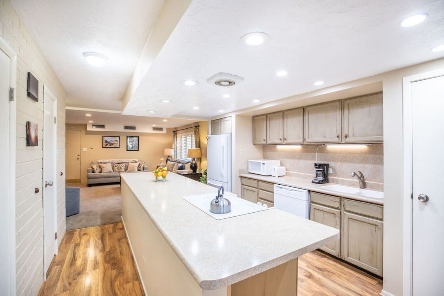 Building Photo - 1705 Captain Molly Dr