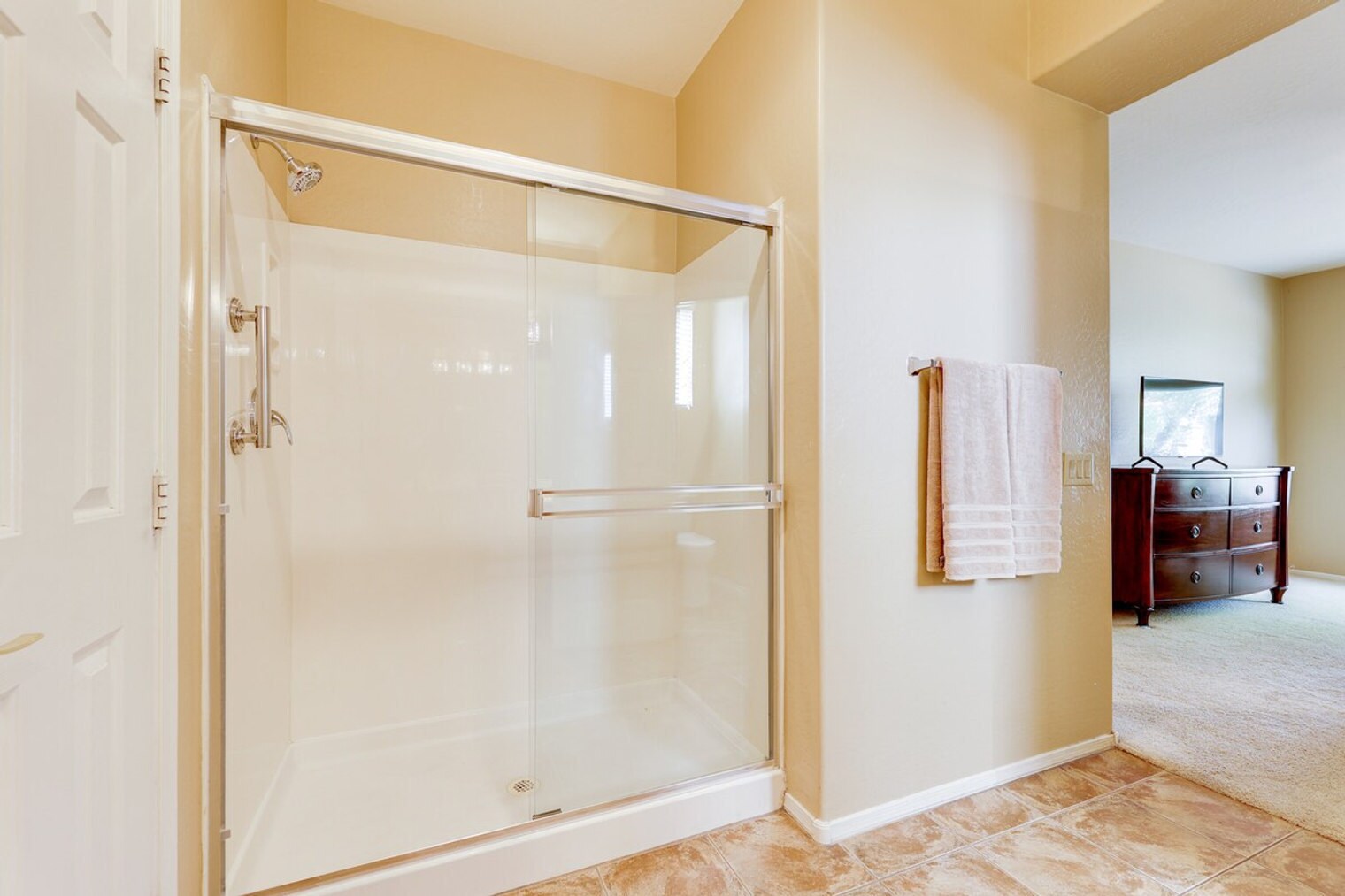 Building Photo - 9746 E Coopers Hawk Dr