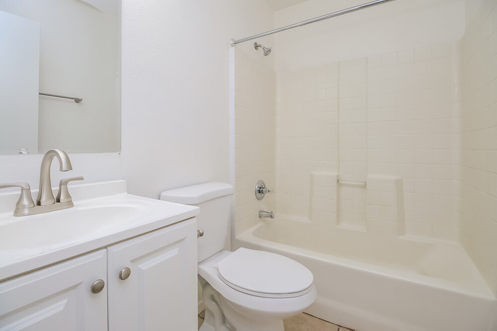 Building Photo - 1866 W 20th Ave