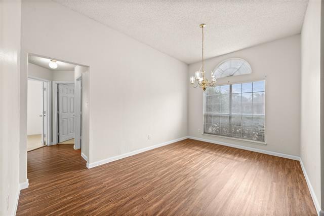 Building Photo - 2521 Creek Crossing Rd