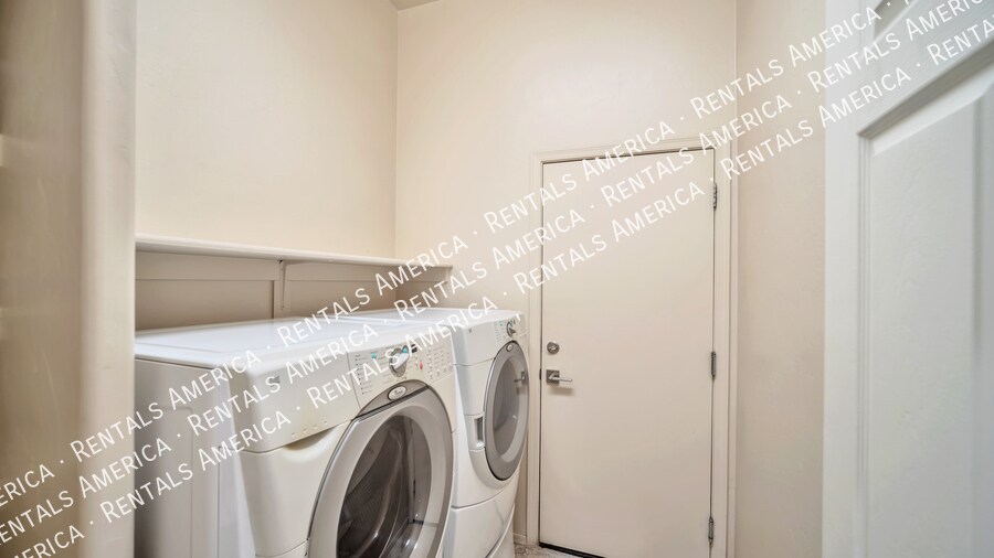 Building Photo - 10430 E Rita Ranch Crossing Cir