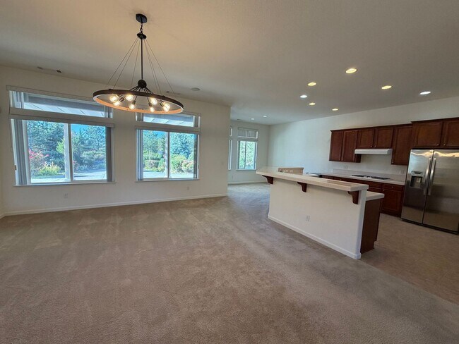 Building Photo - Spanish Springs 5bed/3bath - Move in Special now available!!