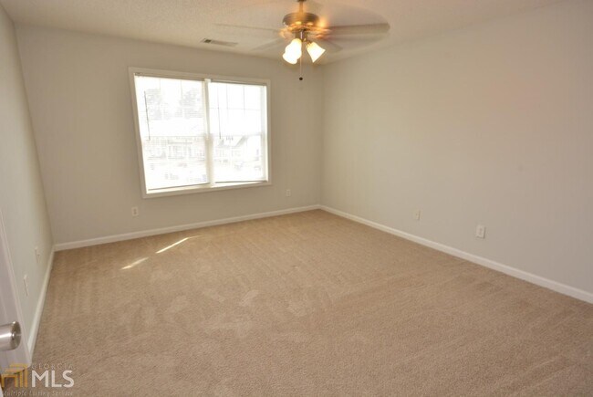 Building Photo - 5465 Oakley Commons Blvd