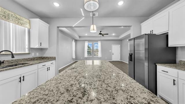 Building Photo - 2211 Cactus Alley