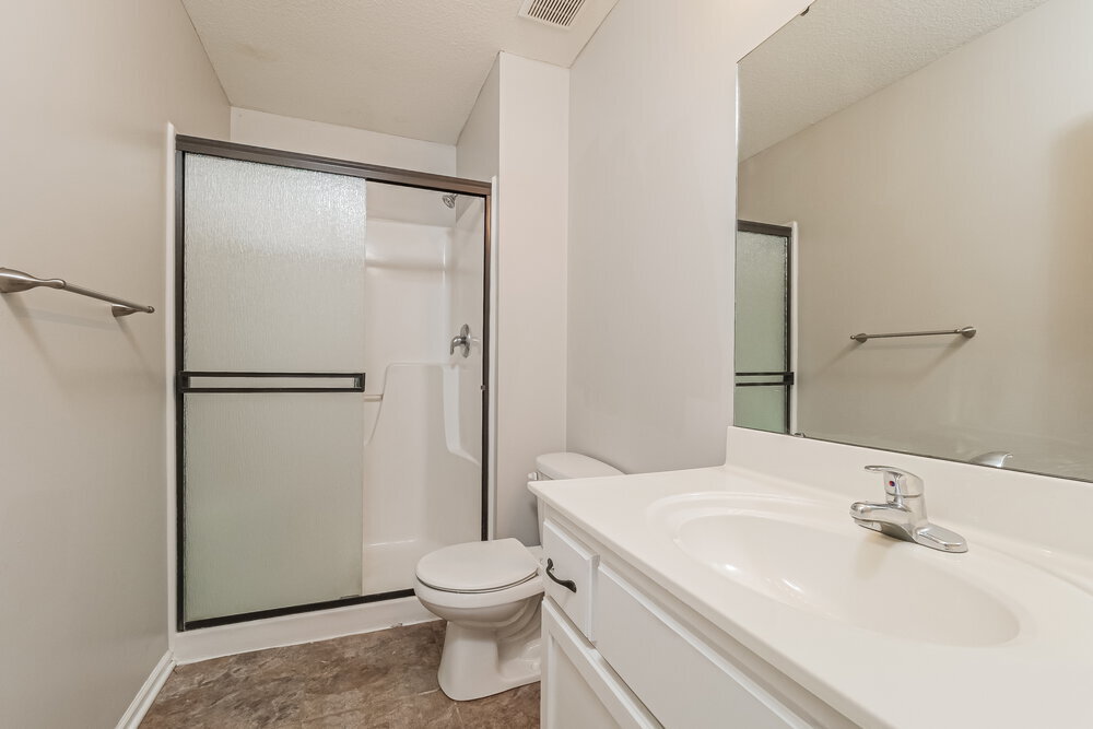 Building Photo - 708 Fall Creek Dr