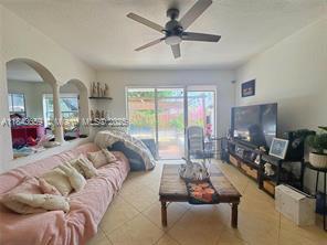 Building Photo - 10828 NW 85th Terrace