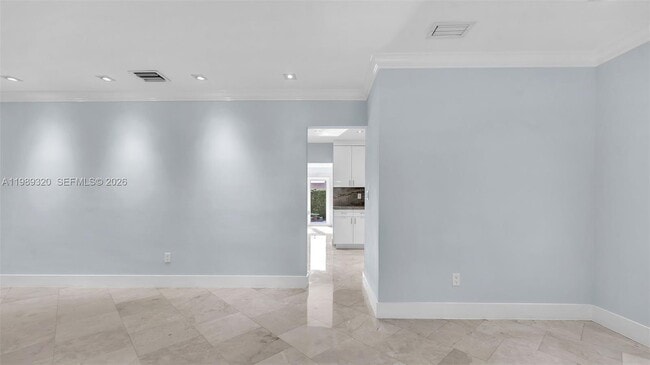 Building Photo - 2900 SW 92nd Ave