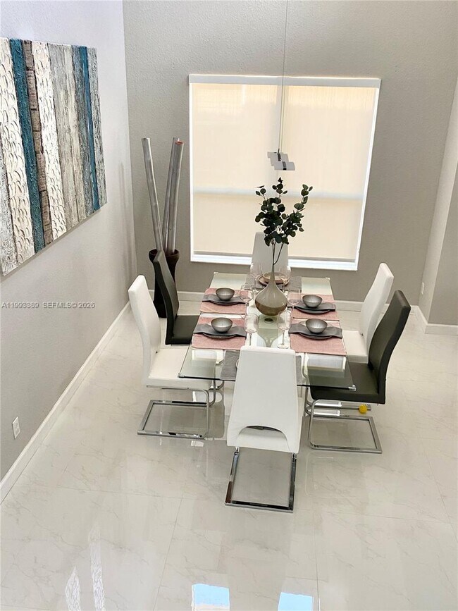 Building Photo - 4451 Seneca Ave