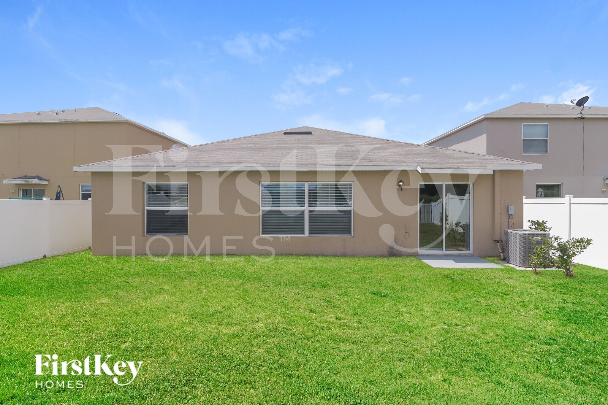 Building Photo - 10621 Standing Stone Dr