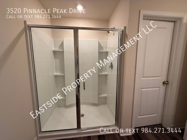 Building Photo - 3520 Pinnacle Peak Dr