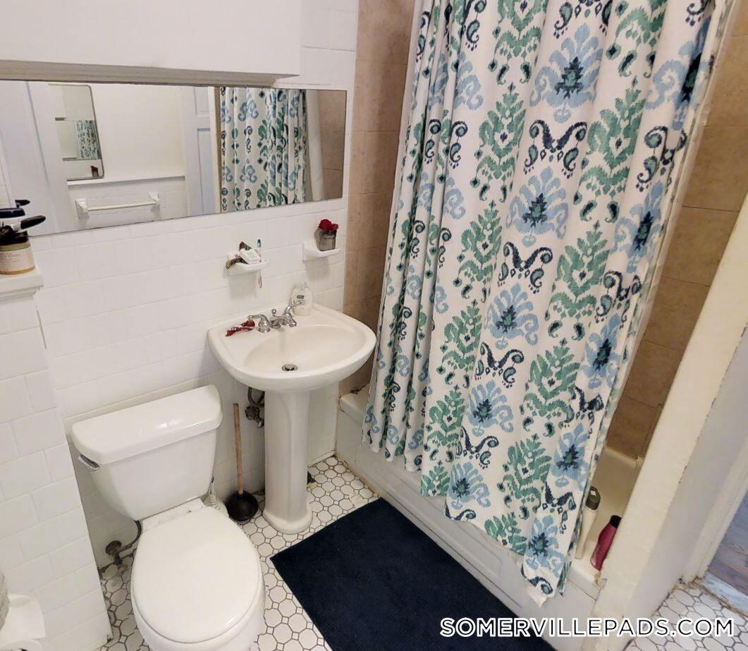 Building Photo - 60 Atherton St