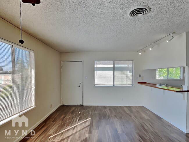 Building Photo - 3157 Occidental Dr