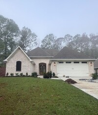 Building Photo - 27 Courtland Dr