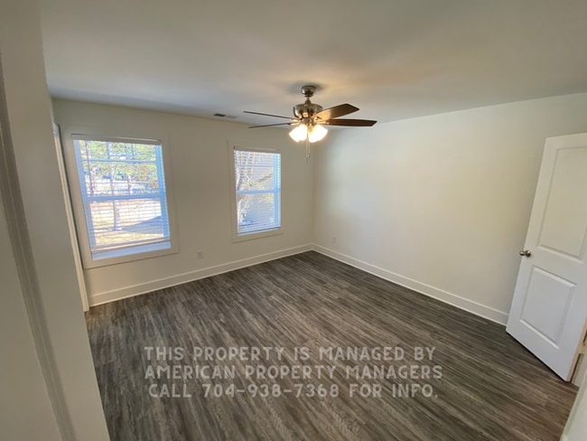 Building Photo - 660 Faith Dr SW