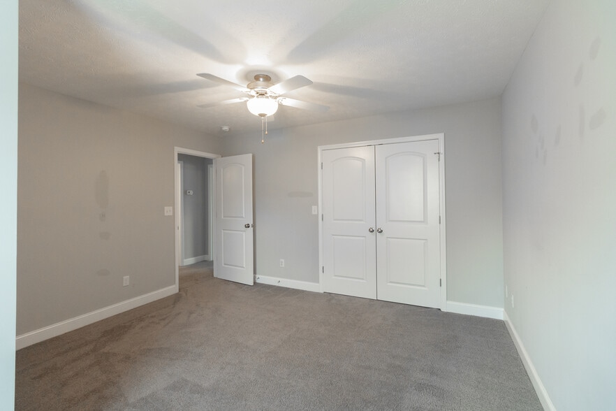 Bedroom 2 - 204 N Mimosa Ln