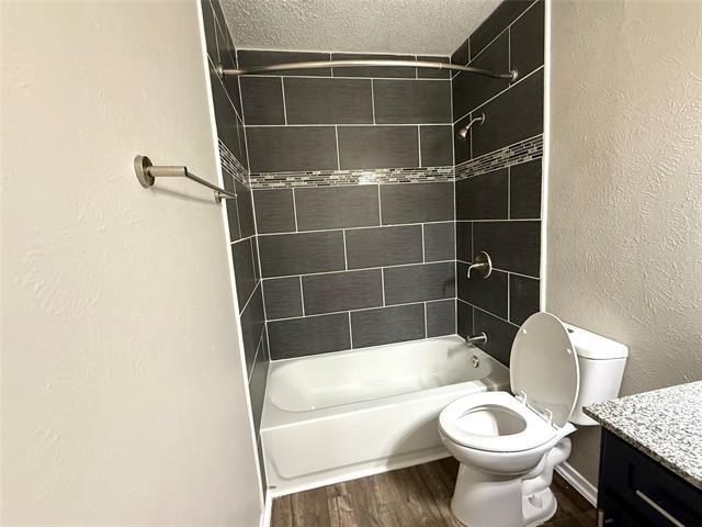 Building Photo - 629 Central Ave