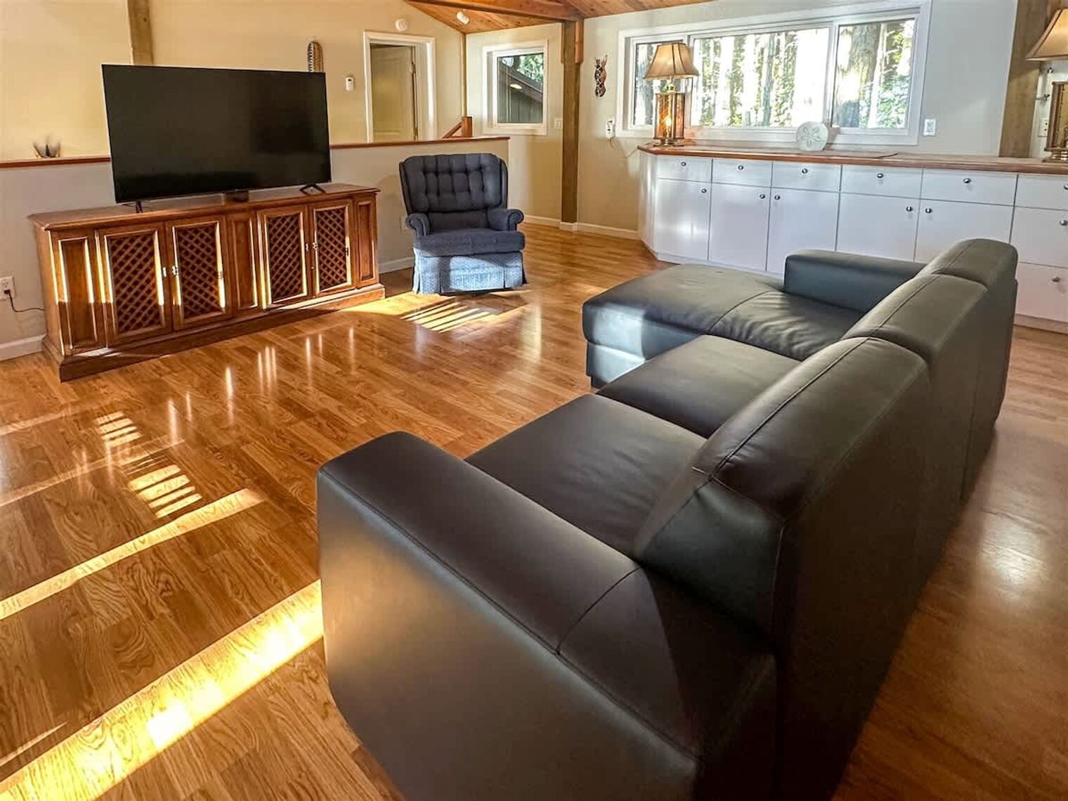 Building Photo - 218 Ironwood Dr