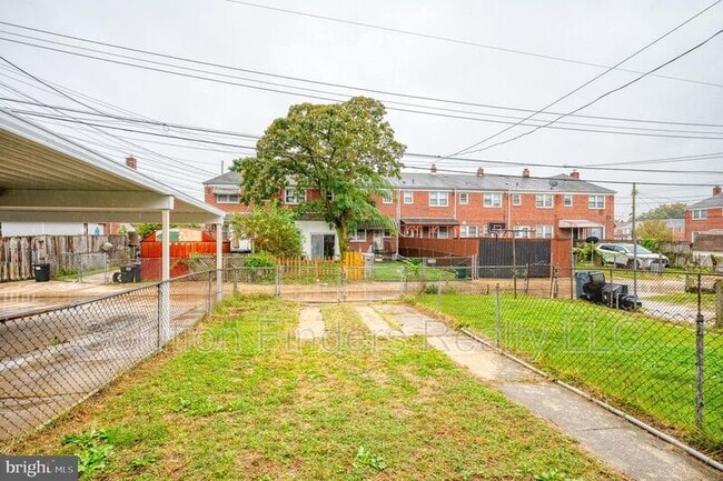 Building Photo - 2110 Coralthorn Rd