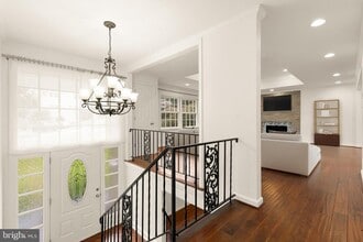 Building Photo - 6203 Hardy Dr