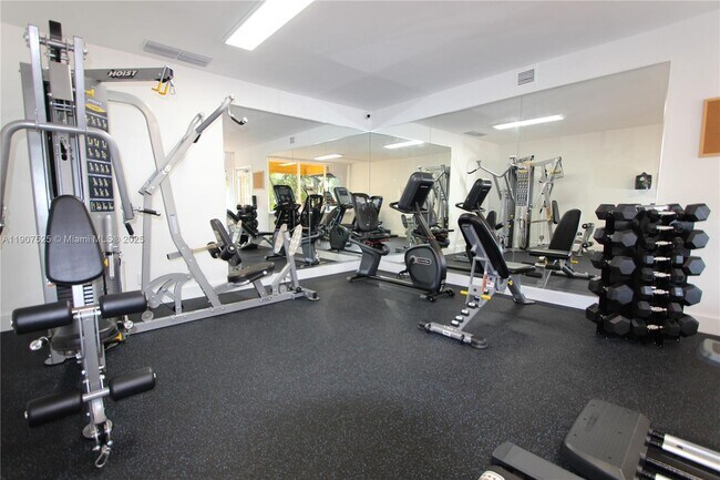 Building Photo - 801 NW 47th Ave