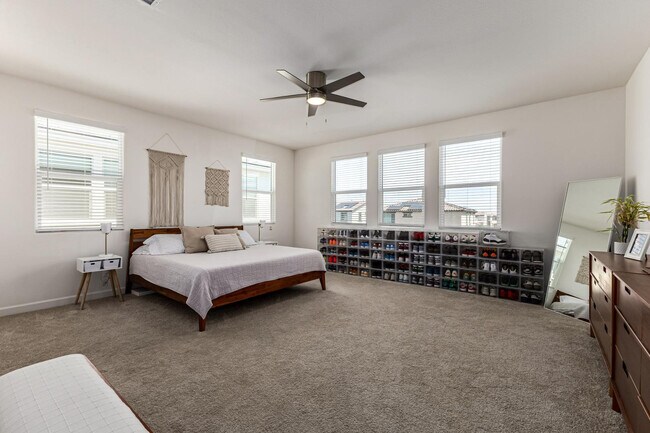 Building Photo - 4509 N 197th Ln