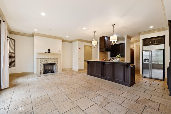 Building Photo - 605 Silverstone Rd