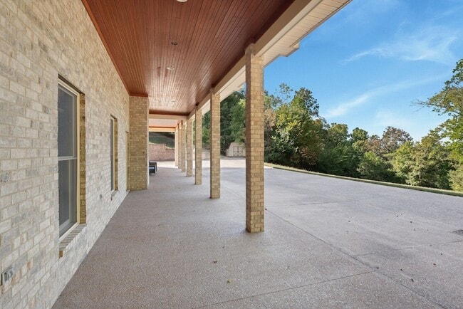 Building Photo - 1079 Ridgecrest Dr