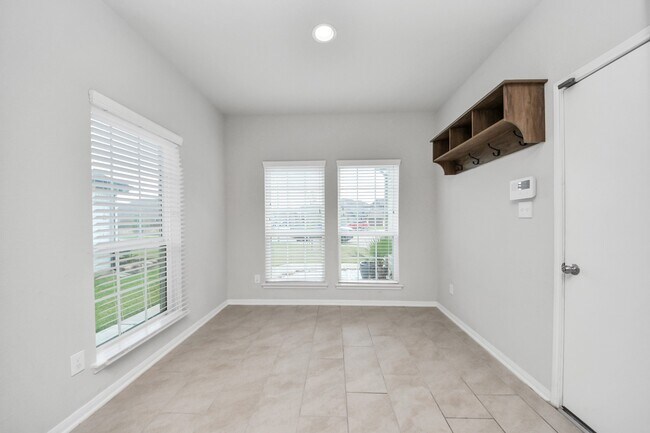 Building Photo - 4111 Fair Country Ln