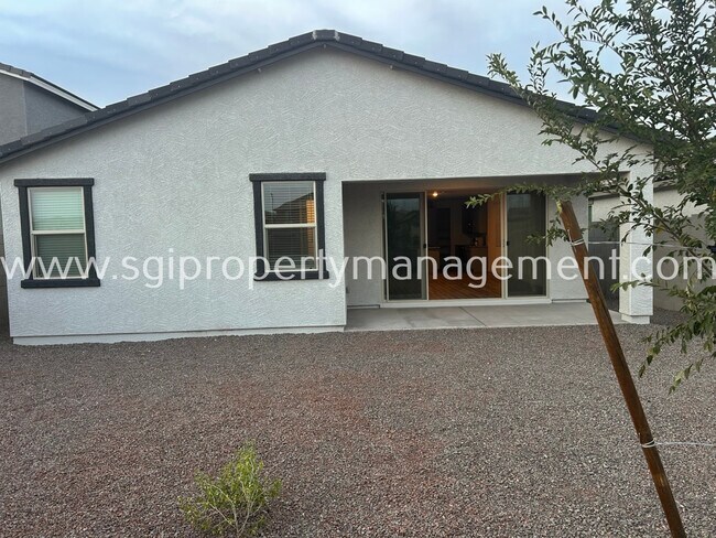 Building Photo - 18259 La Senda Dr W