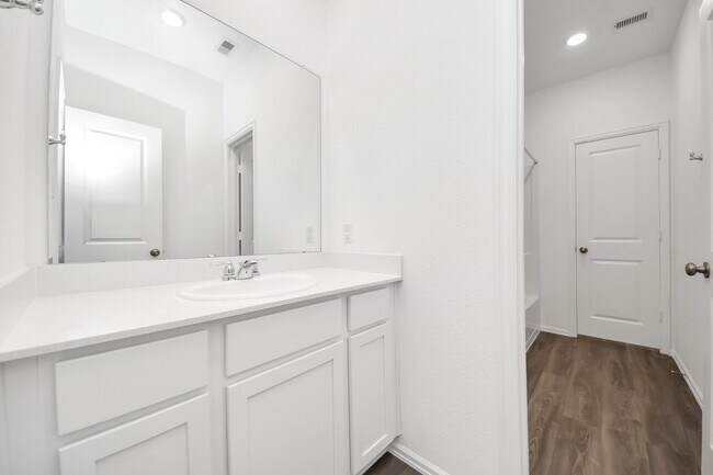 Building Photo - 26631 Castiel Dr