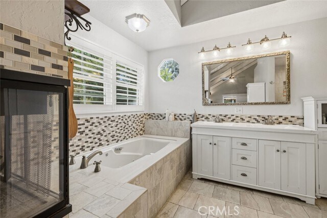 Building Photo - 598 Encino Vista Dr