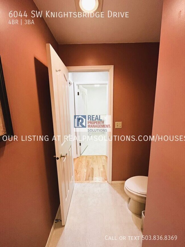 Building Photo - 6044 SW Knightsbridge Dr