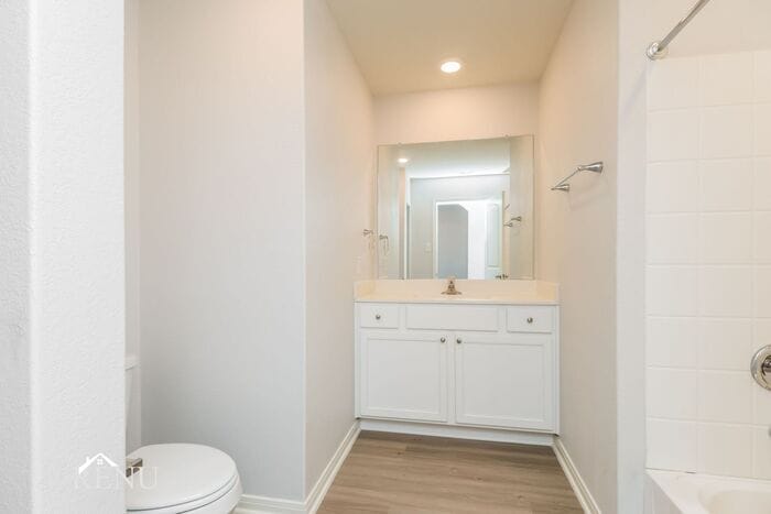 Building Photo - 10454 Red Cardinal Dr
