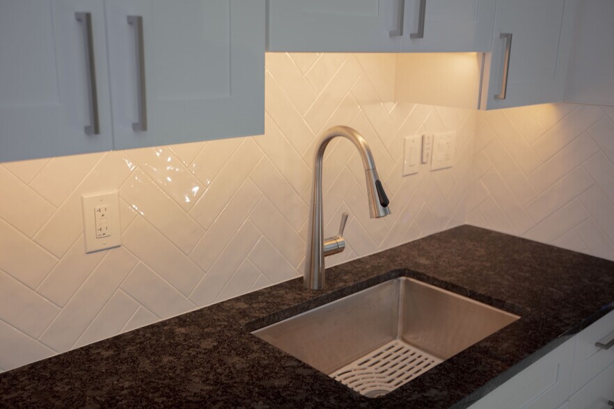 Building Photo - 86 Edgewood Ave