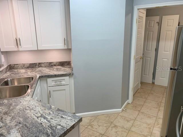 Building Photo - 5110 Bay Club Cir