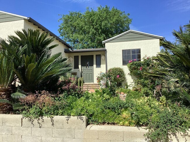 Building Photo - 1125 Pagoda Pl